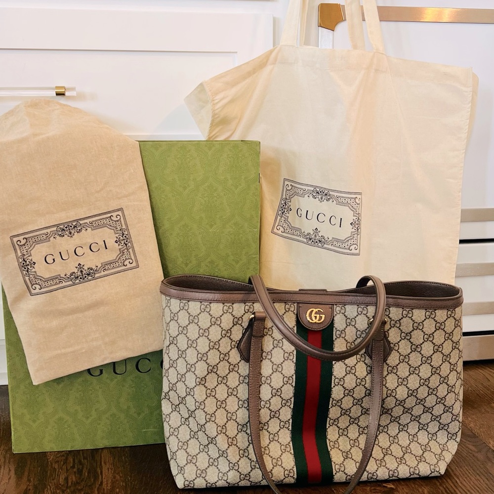 Gucci Ophidia GG medium tote